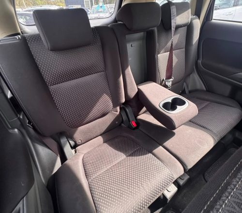 Mitsubishi Outlander — foto 29 de 40