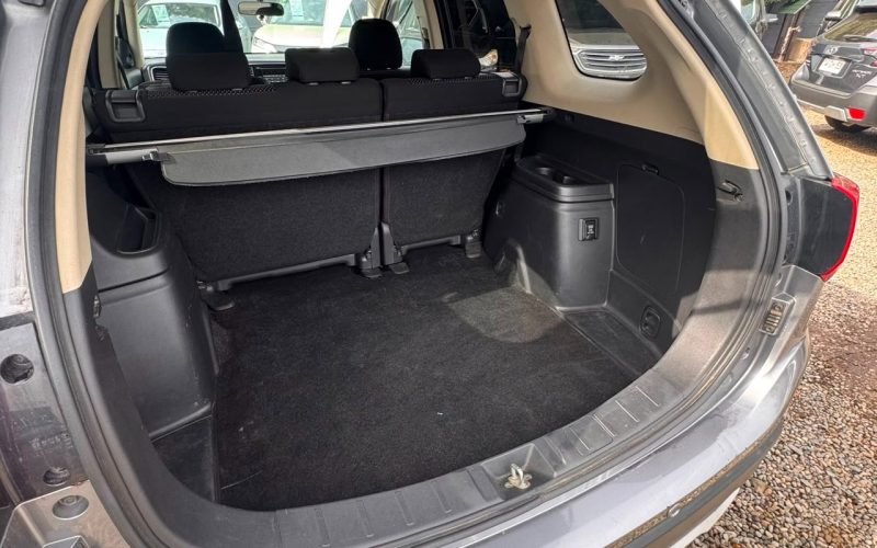 Mitsubishi Outlander — foto 8 de 40