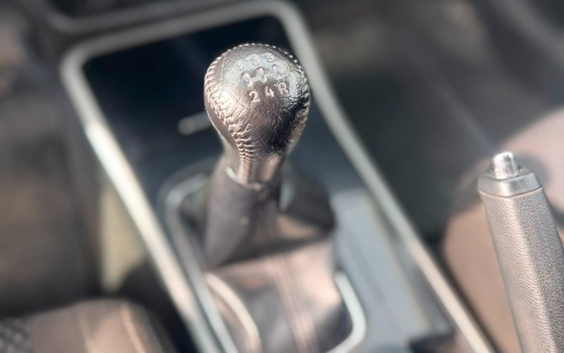Mitsubishi Outlander — foto 17 de 40