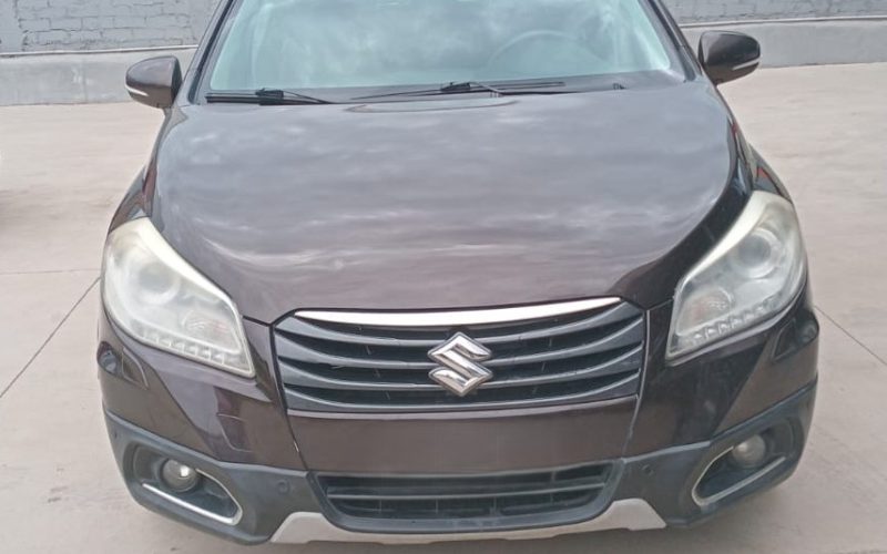 Suzuki Scross
